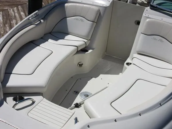 Slide: The Image of Sea Ray Sundeck 240SD 2008 - 3