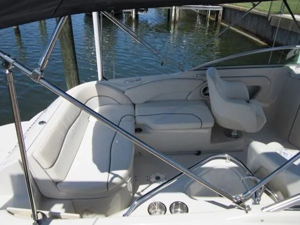 Slide: The Image of Sea Ray Sundeck 240SD 2008 - 6