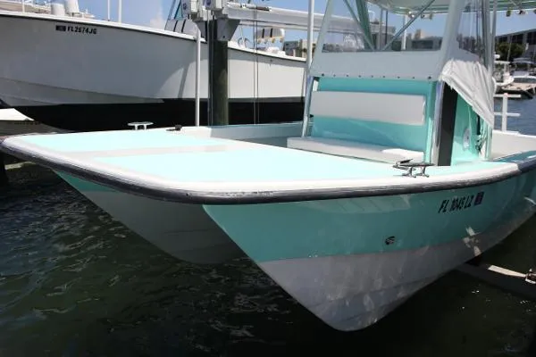 Slide: The Image of Twin Vee Powercats 260 2003 - 4