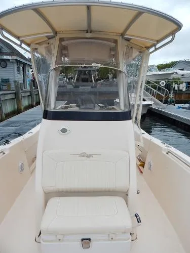 Slide: The Image of Grady-White 230 FISHERMAN 2010 - 2