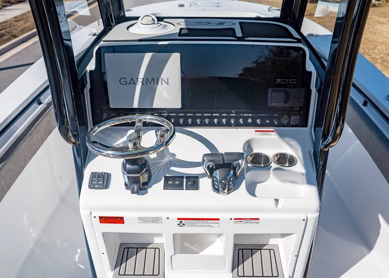 Slide: The Image of Sea Hunt Gamefish 27 Forward Seating 2026 - 15