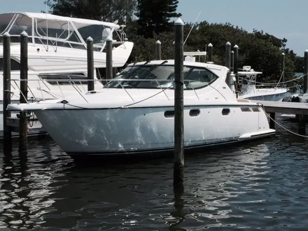 Slide: The Image of Tiara 35 Sovran 2008 - 0
