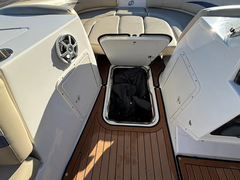 Slide: The Image of Hurricane 188 SS 2018 - 11