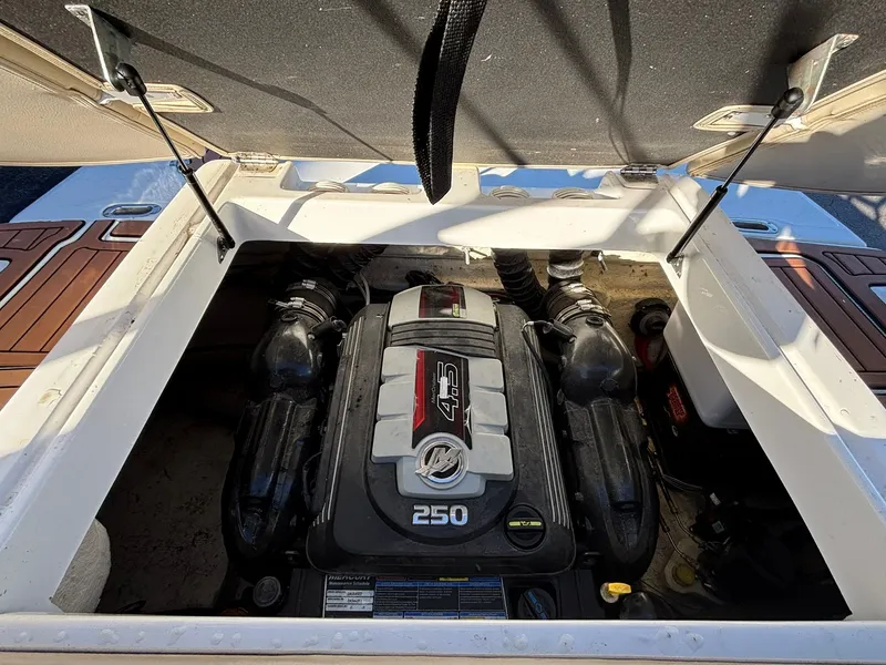 Slide: The Image of Hurricane 188 SS 2018 - 32