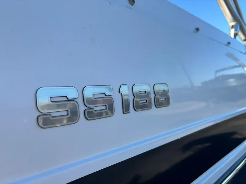 Slide: The Image of Hurricane 188 SS 2018 - 7