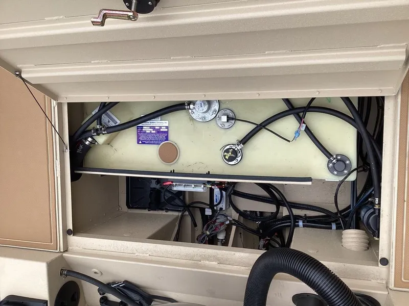 Slide: The Image of G3 Bay 19 GX 2025 - 27