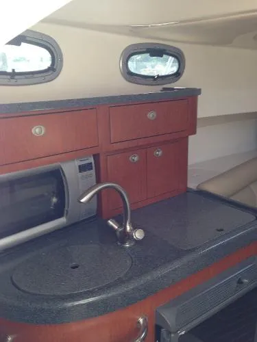Slide: The Image of Boston Whaler 305 Conquest 2006 - 6