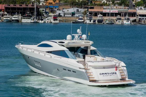 Slide: The Image of Sunseeker Predator 2003 - 3