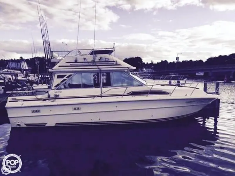 Slide: The Image of Sea Ray 340 Sedan Bridge 1985 - 1