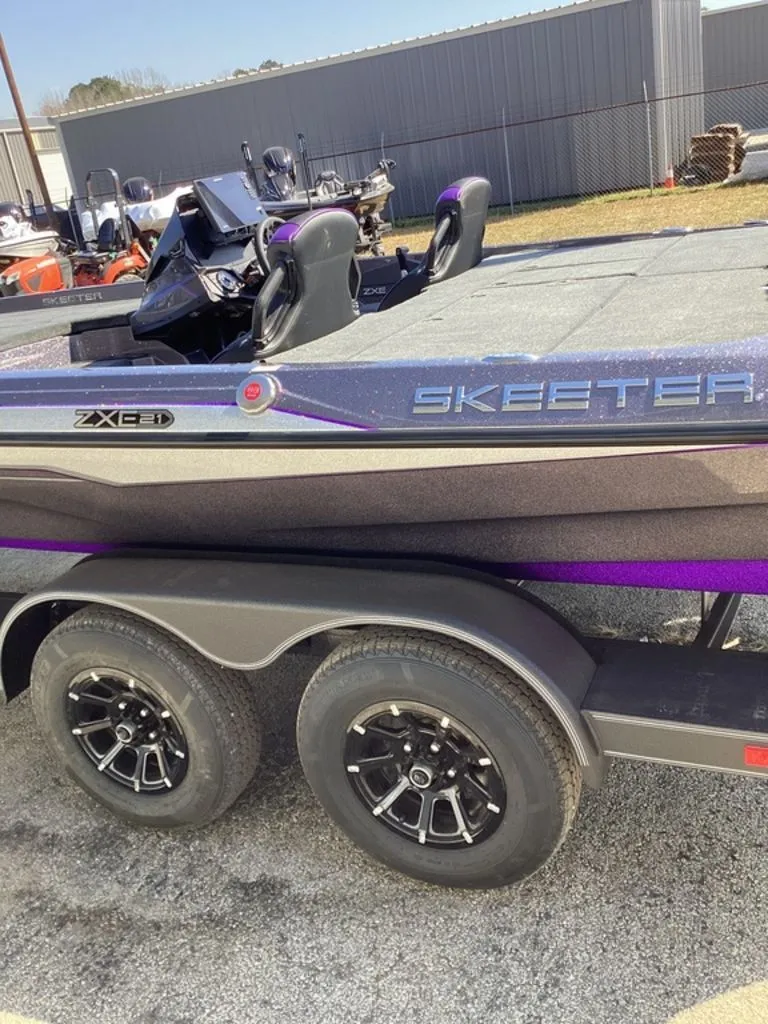 Slide: The Image of Skeeter ZXE21 2026 - 11