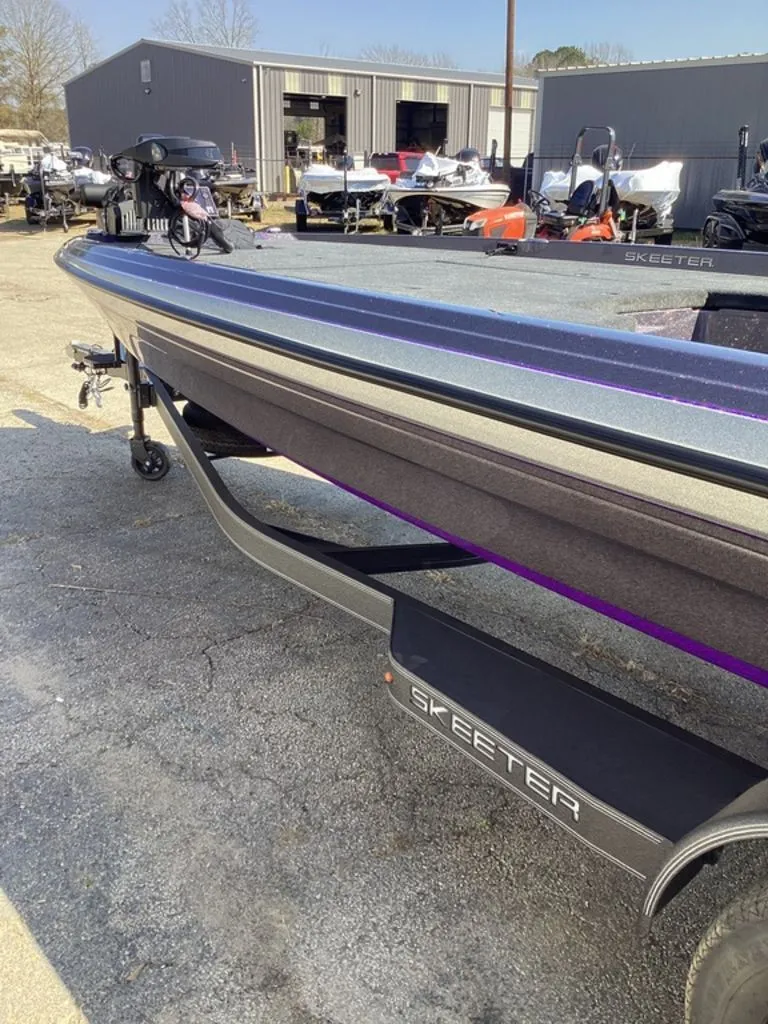 Slide: The Image of Skeeter ZXE21 2026 - 14