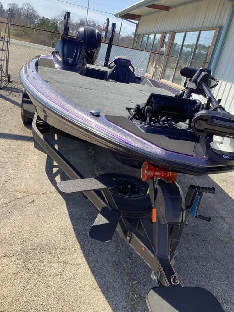 Slide: The Image of Skeeter ZXE21 2026 - 17