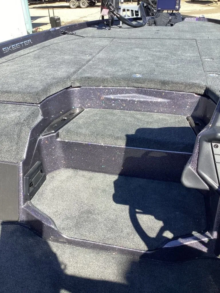 Slide: The Image of Skeeter ZXE21 2026 - 41