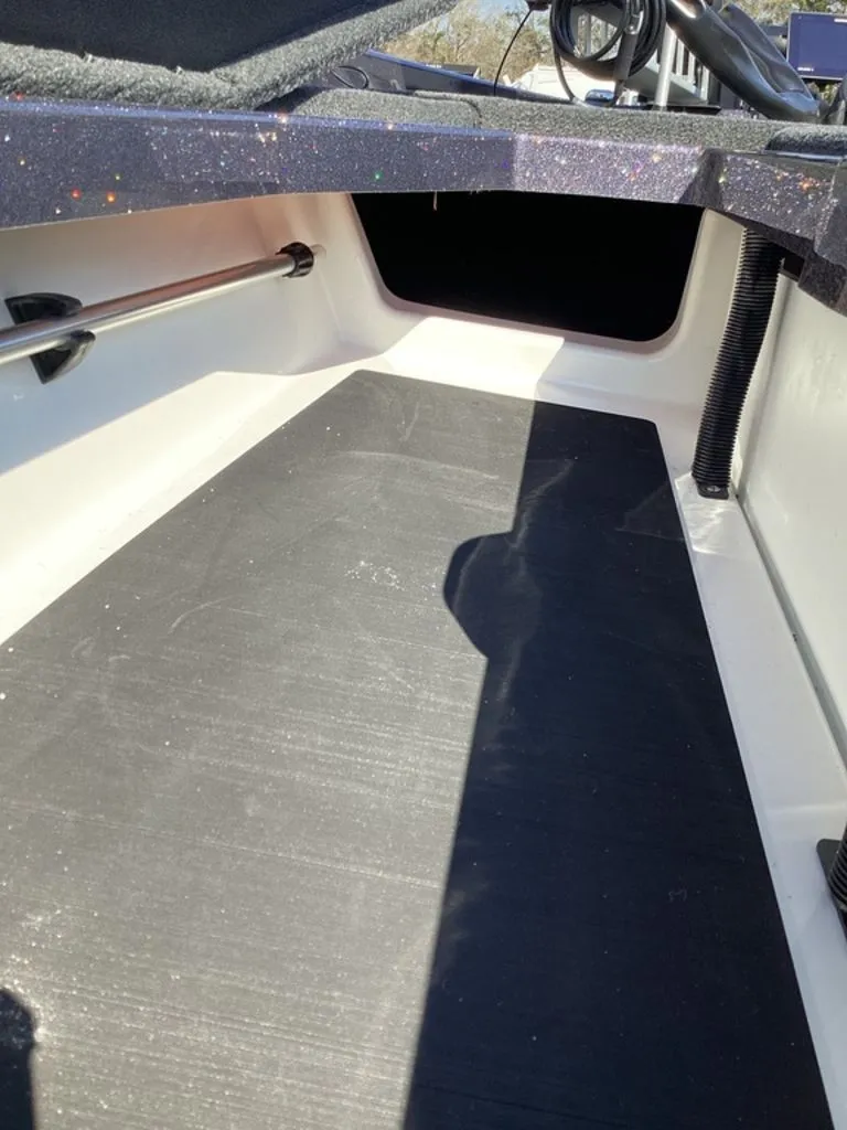 Slide: The Image of Skeeter ZXE21 2026 - 50