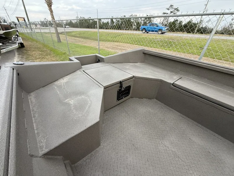 Slide: The Image of Reaper Boats 756 756 STEP TRANSOM 2026 - 6