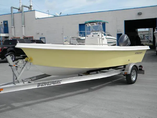 Slide: The Image of Starcraft Marine 170 Bay 2015 - 0