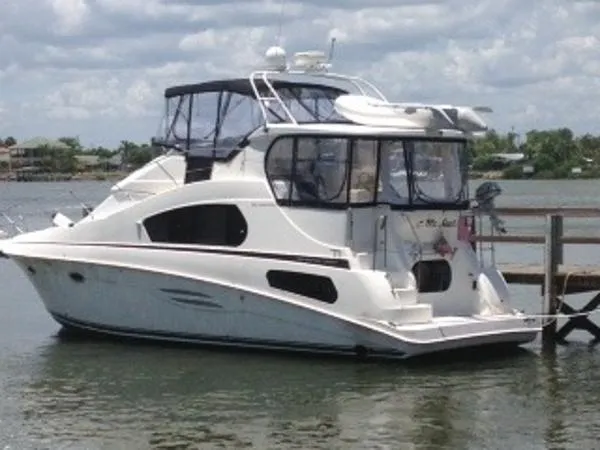 Slide: The Image of Silverton 39 Aft Cabin Motor Yacht 2004 - 0