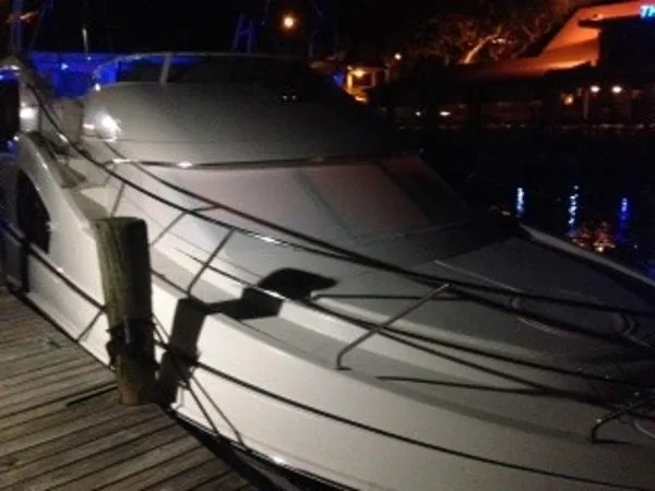 Slide: The Image of Silverton 39 Aft Cabin Motor Yacht 2004 - 2