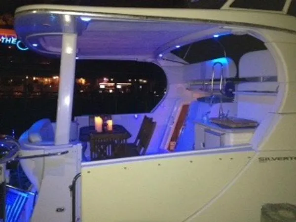 Slide: The Image of Silverton 39 Aft Cabin Motor Yacht 2004 - 4