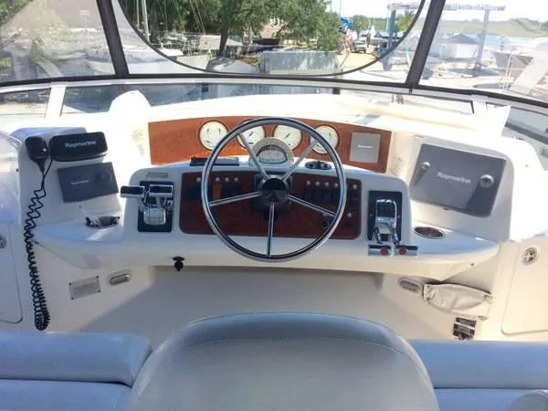 Slide: The Image of Silverton 39 Aft Cabin Motor Yacht 2004 - 7