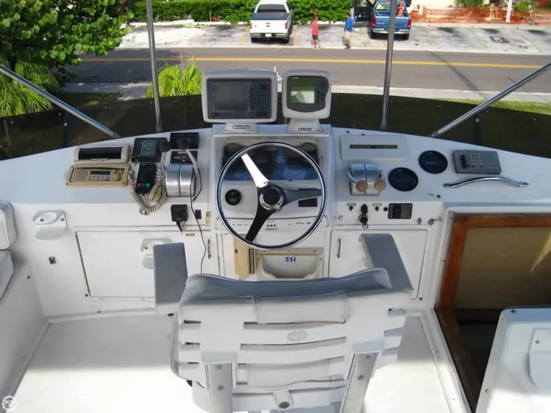 Slide: The Image of Ocean 48 Motor Yacht 1990 - 5