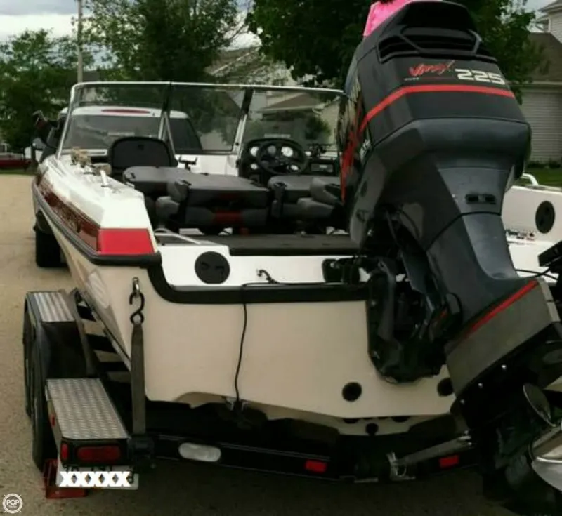 Slide: The Image of Skeeter 2050 ZX 2002 - 2