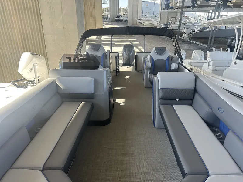 Slide: The Image of Veranda Vista View Series VISTA SPORT 22RC 2026 - 10