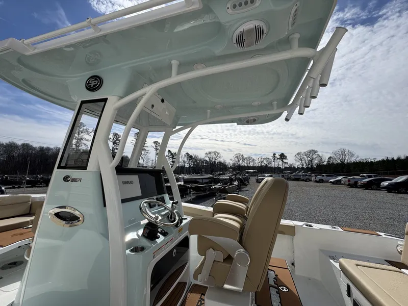 Slide: The Image of Sea Pro 245 SEA KEEPER RIDE EQUIPPED 2026 - 6