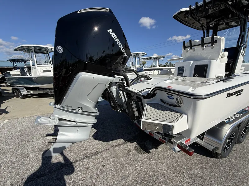 Slide: The Image of Tidewater 2700 Carolina Bay TWIN 300S-ONYX PKG 2026 - 8