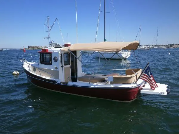 Slide: The Image of Ranger Tug R-21 EC 2014 - 0