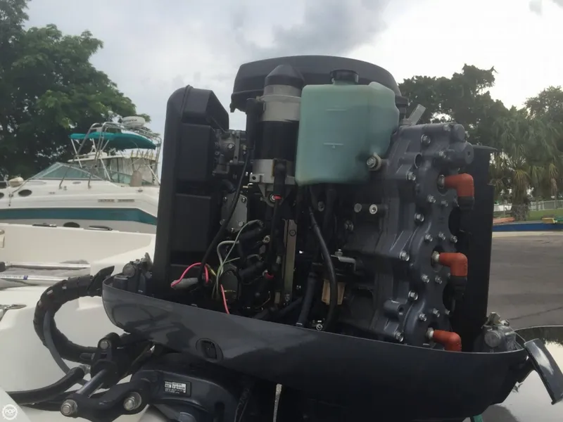 Slide: The Image of Aquasport Osprey 205 Bay 2005 - 11