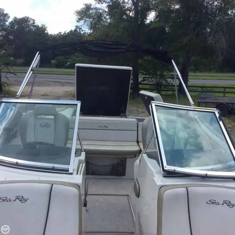 Slide: The Image of Sea Ray 230 Select 2007 - 1