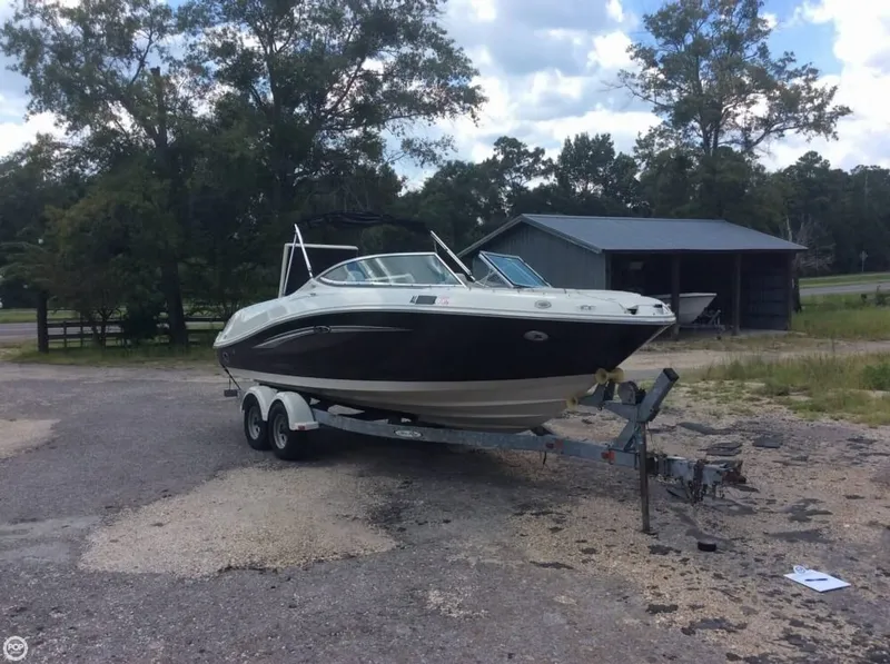 Slide: The Image of Sea Ray 230 Select 2007 - 5