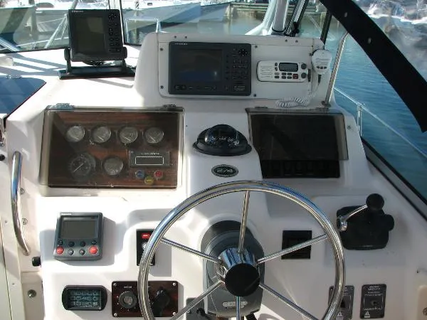 Slide: The Image of Grady-White 274 Sailfish 2000 - 4