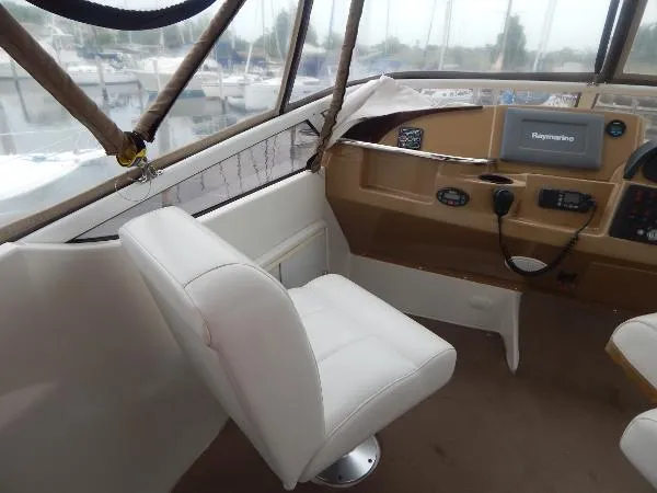 Slide: The Image of Carver Yachts 366 Motor Yacht 2004 - 5