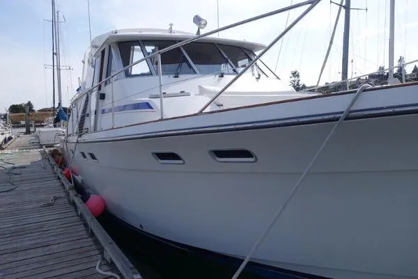 Slide: The Image of Bayliner 4550 Pilothouse Motoryacht 1986 - 1