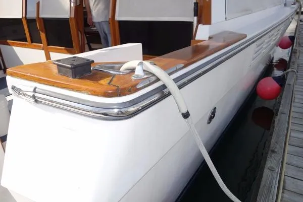 Slide: The Image of Bayliner 4550 Pilothouse Motoryacht 1986 - 8