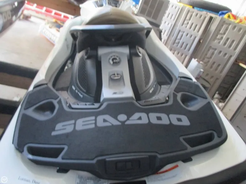 Slide: The Image of Sea-Doo 2 GTX Limited iS 260 PWCs 2012 - 5