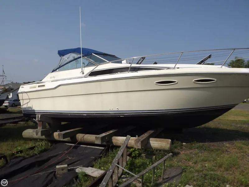 Slide: The Image of Sea Ray 300 Express Cruiser 1986 - 1