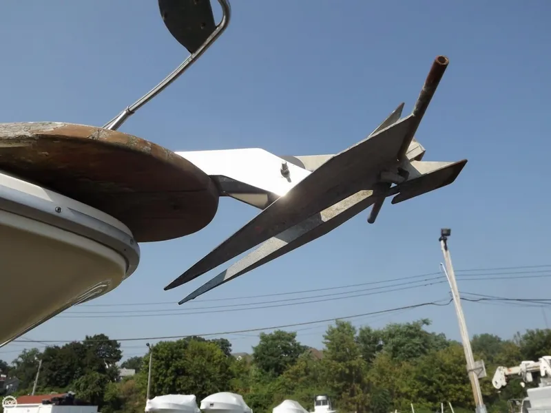 Slide: The Image of Sea Ray 300 Express Cruiser 1986 - 4