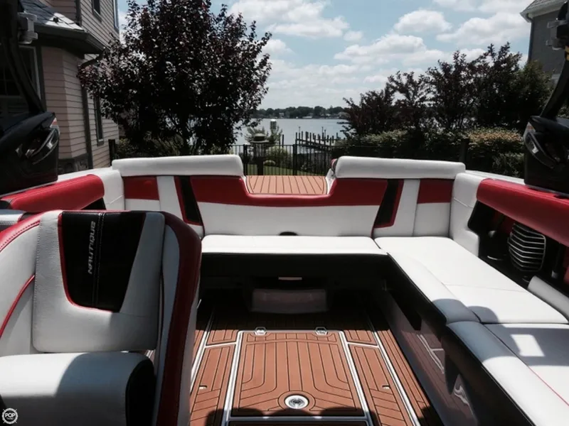 Slide: The Image of Nautique G23 Super Air Coastal Edition 2014 - 10