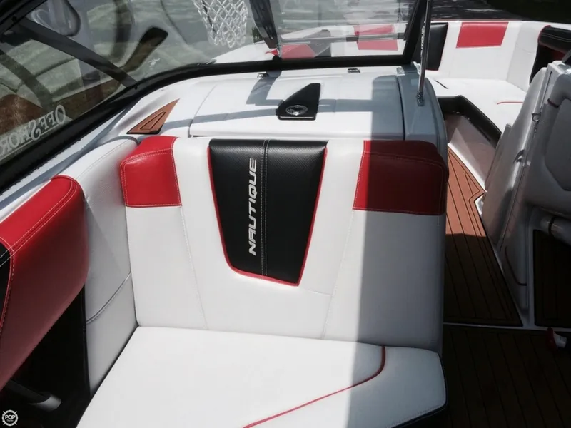 Slide: The Image of Nautique G23 Super Air Coastal Edition 2014 - 7