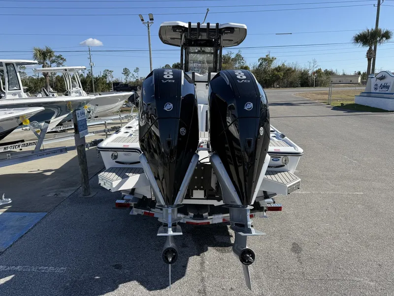 Slide: The Image of Tidewater 2700 Carolina Bay TWIN 300S-ONYX PKG 2026 - 6