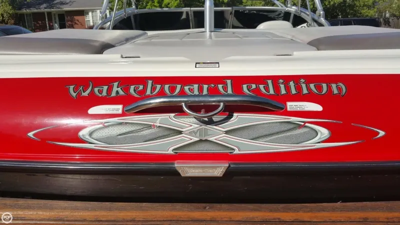 Slide: The Image of Mastercraft X10 2004 - 3