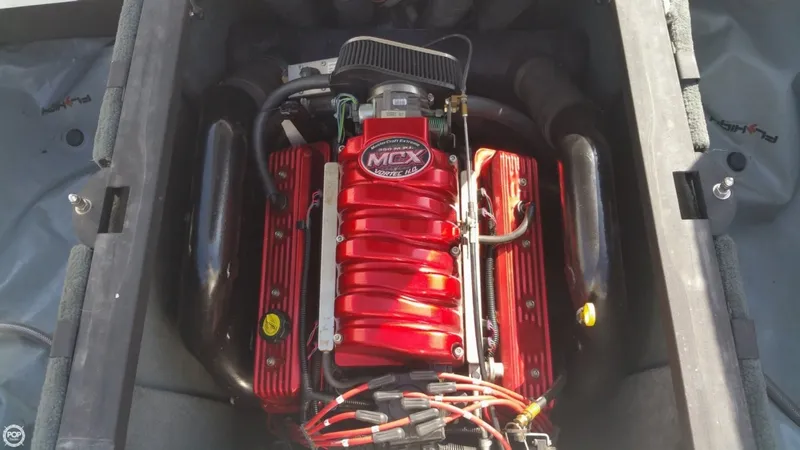 Slide: The Image of Mastercraft X10 2004 - 5
