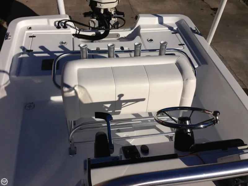 Slide: The Image of Blazer 2200 Bay Center Console 2013 - 3
