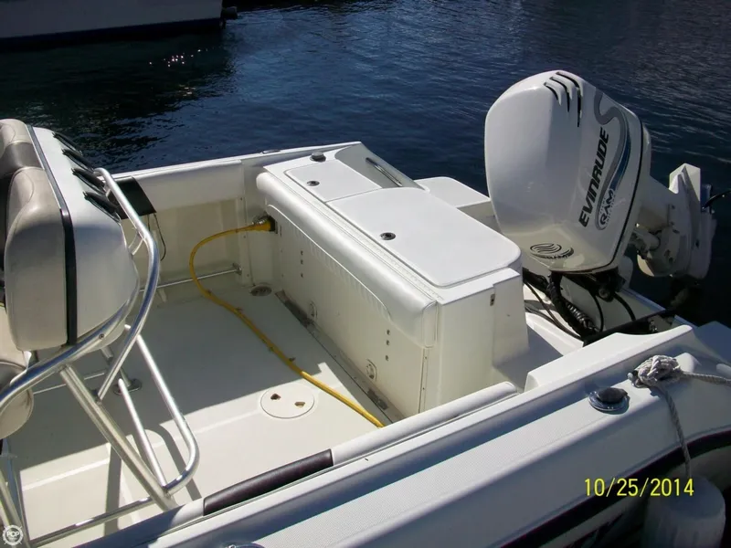 Slide: The Image of Hydra-Sports Vector 2390 CC 2002 - 11