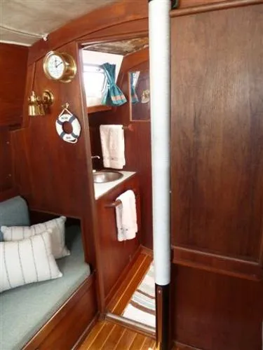 Slide: The Image of Mariner Sloop 1978 - 8