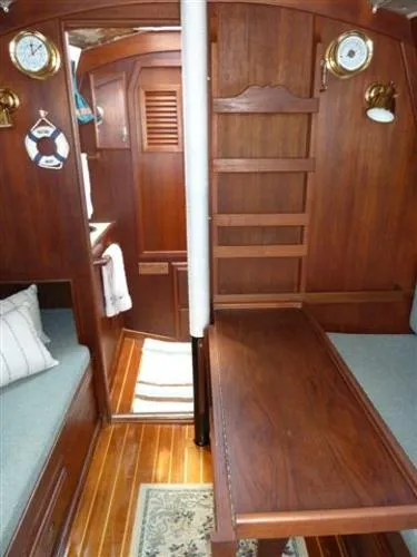 Slide: The Image of Mariner Sloop 1978 - 9