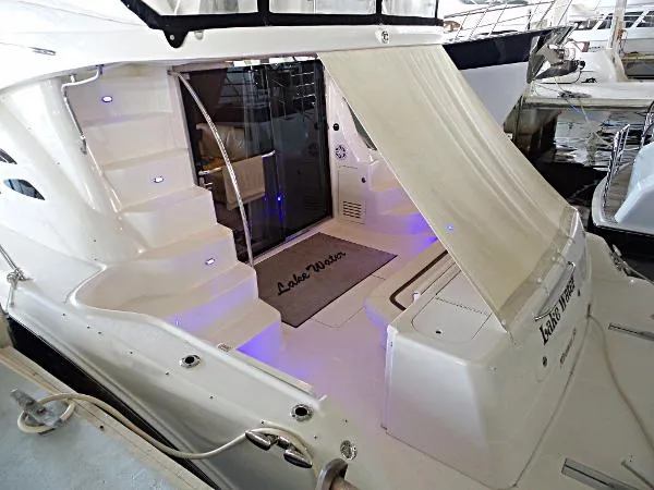 Slide: The Image of Sea Ray 52 Sedan Bridge 2006 - 7